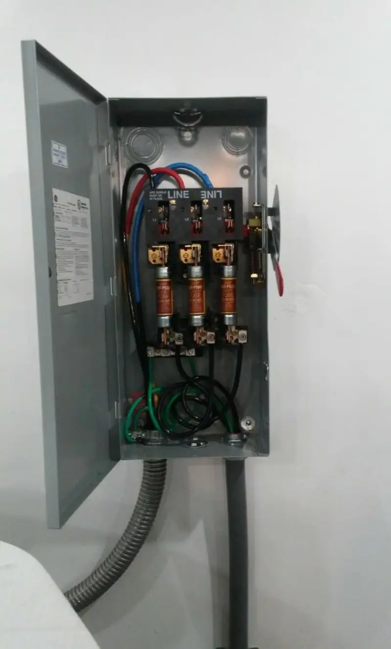 Three-phase disconnect switch installed for Electrical Wiring & Rewiring in Selma
